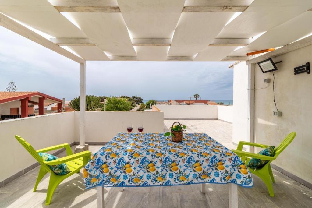 Oasi Del Mare Villa Гранели Екстериор снимка